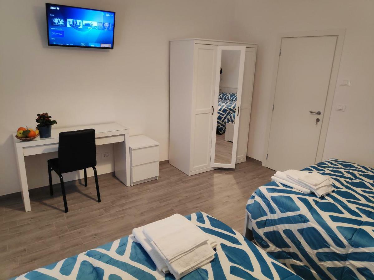 Casadei Guest House Stazione Bologne Extérieur photo